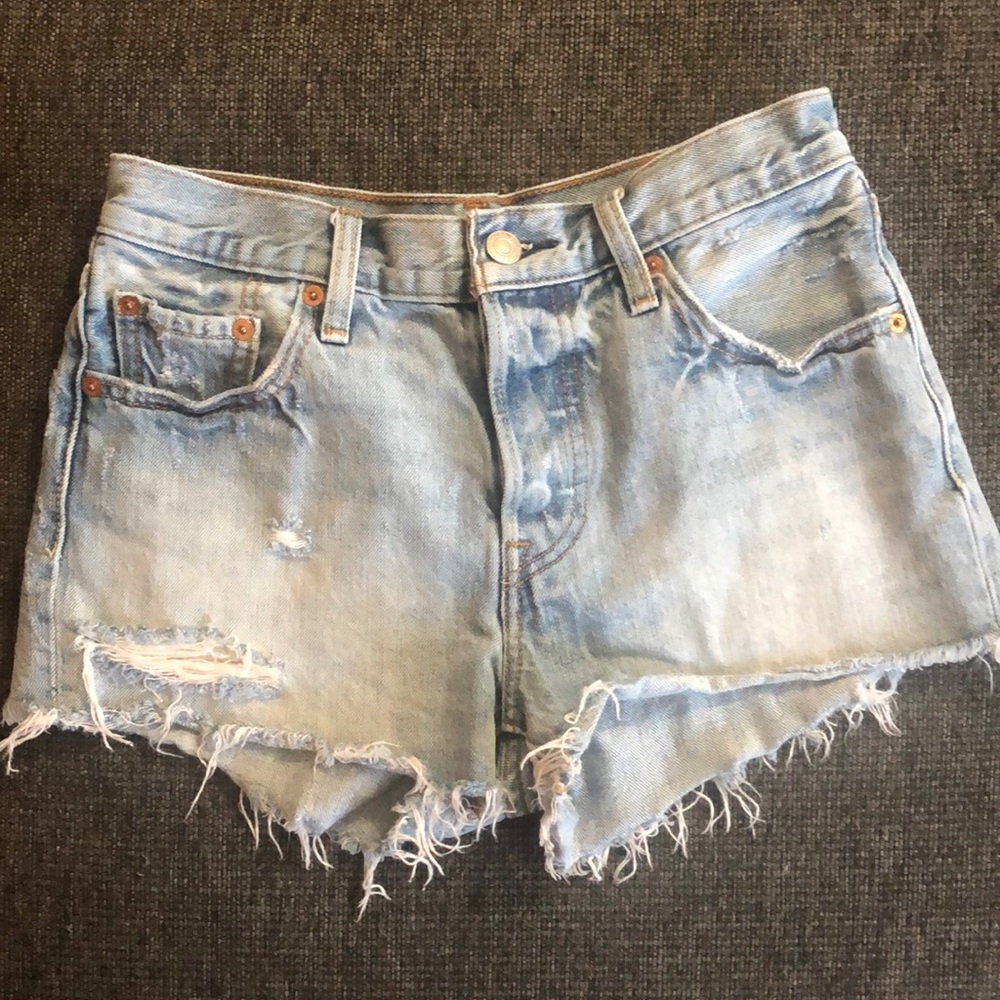 Levi’s 501 jean shorts